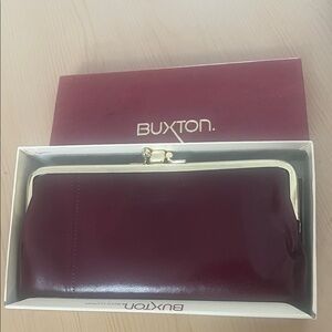 Buxton Maroon Leather Wallet with Gold Clasp